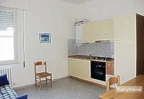 apartmny VIA NIZZA obvacia miestnos s kuchyou