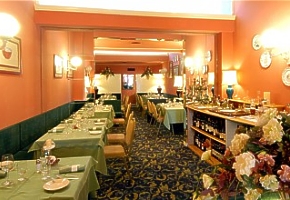 hotel PALACE raajkov miestnos