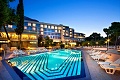 Grand Azur Hotel, Orebi