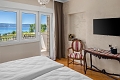Hotel Storge, Due/ Omi
