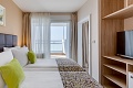 Hotel Pinija, Petrane