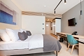 Hotel Laguna Park, Pore