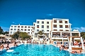 Hotel Luna Island, Jakinica