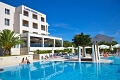 Hotel Luna Island, Jakinica