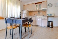 Apartmny ani, Lopar