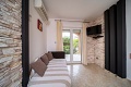 Apartmny ani, Lopar