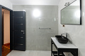 Apartmny ani, Lopar