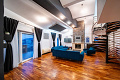 Apartmny ani, Lopar