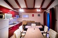 Apartmny ani, Lopar