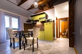 Apartmny ani, Lopar