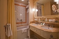 Disneyland Hotel, Chessy