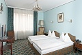 Hotel Savoy, Viede
