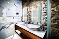 Hotel Grand, Jasn